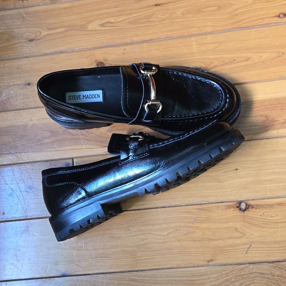 Steve Madden genuine leather loafers